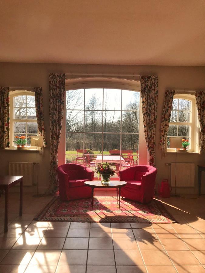 Bed & Breakfast De Neust Beesd Exterior photo